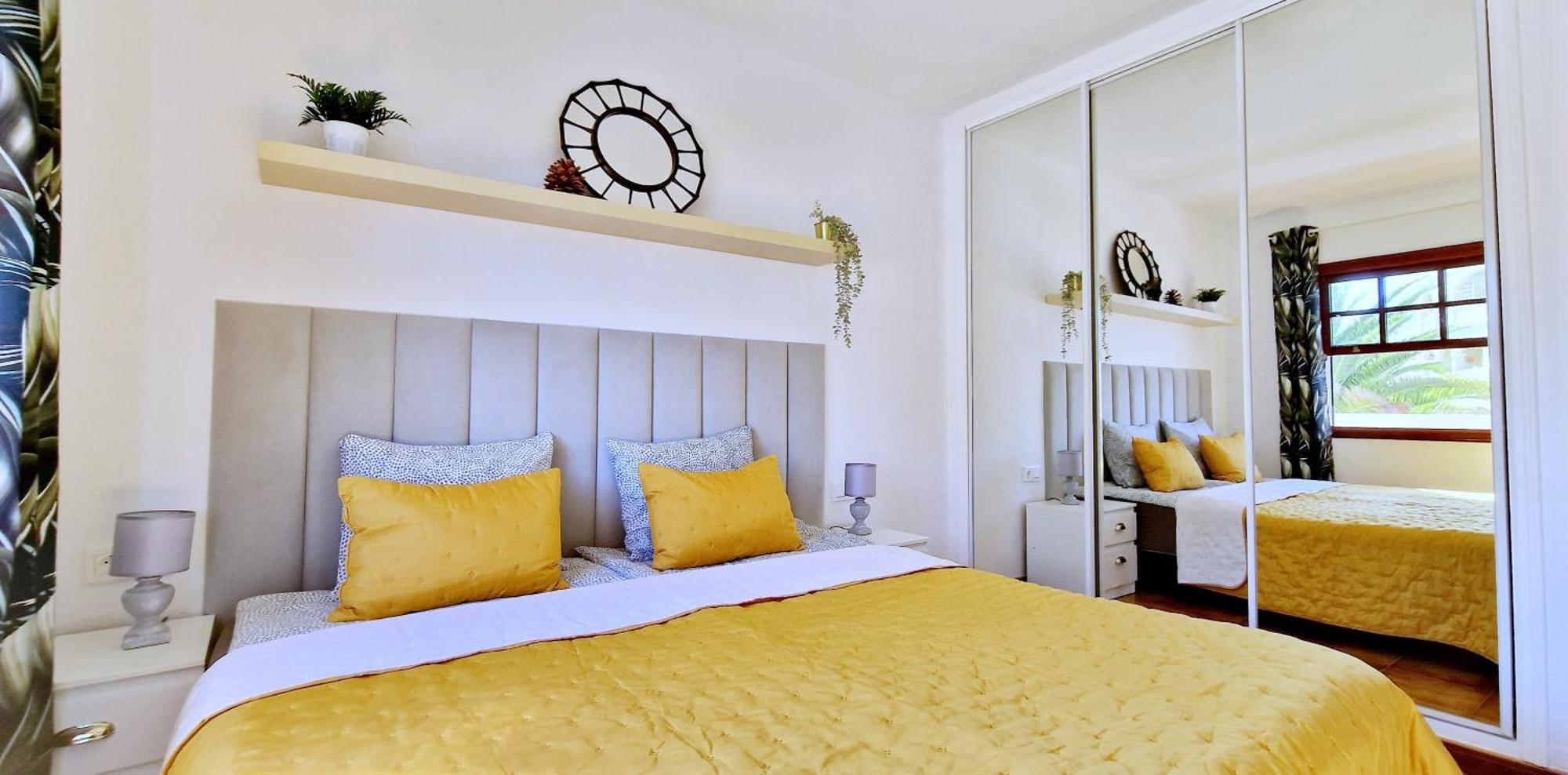 Strelitzia Apartment - Ocean View & Heated Pool San Miguel de Abona Luaran gambar